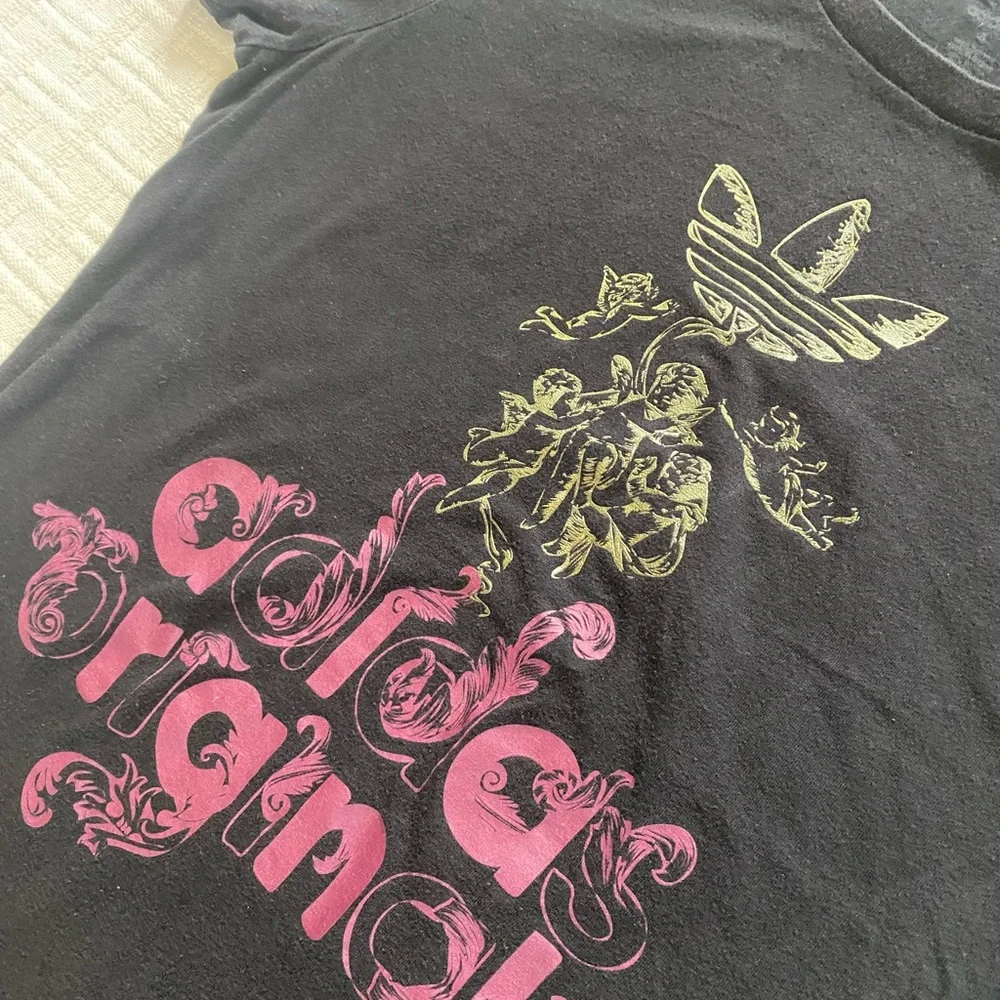 Adidas cherub print t-shirt. - Picture 3 of 6